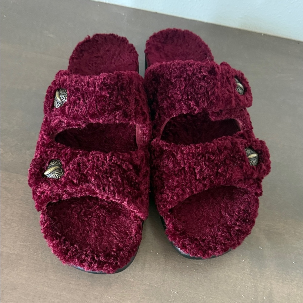 Algeria Burgundy Plush Slide Sandals